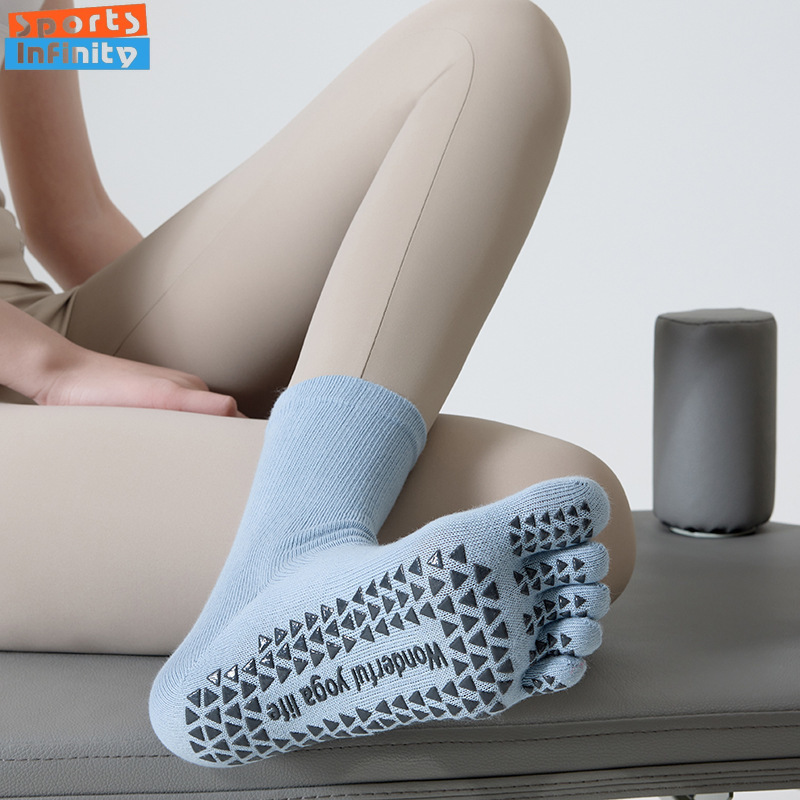 Calzini da yoga alla moda con  - Youtube Yoga Pilates recensione e prezzo